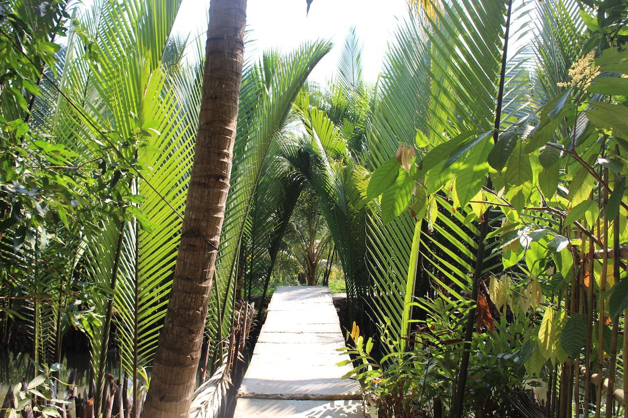 Tra Vinh Lodge Nguyet Hang Exterior photo
